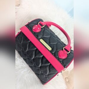 Betsy Johnson  LunchBox Black  Pink  White